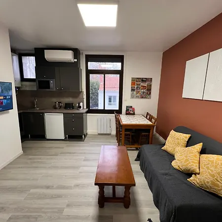 T2 Calme - Clim Et Parking Gratuit - Abbaye Aux Dames * Saintes