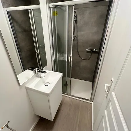 Apartment T2 Calme - Clim Et Parking Gratuit - Abbaye Aux Dames *